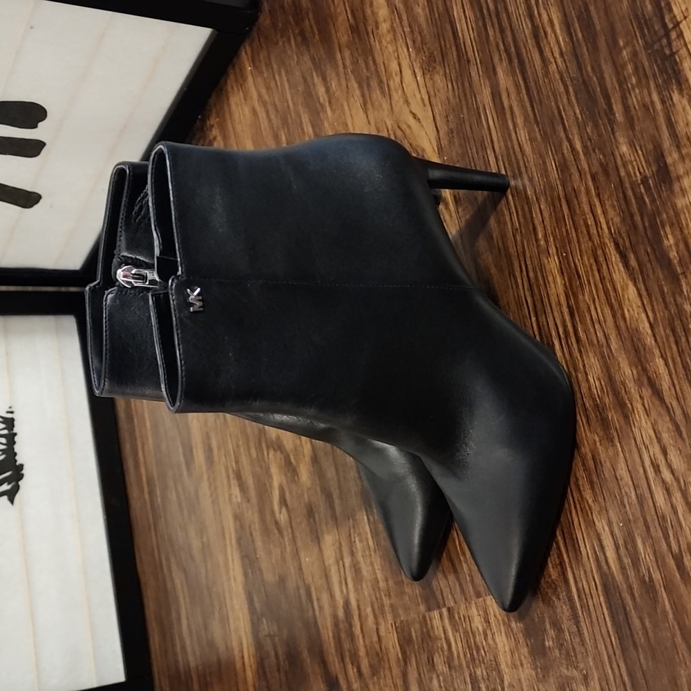 Michael Kors Boots